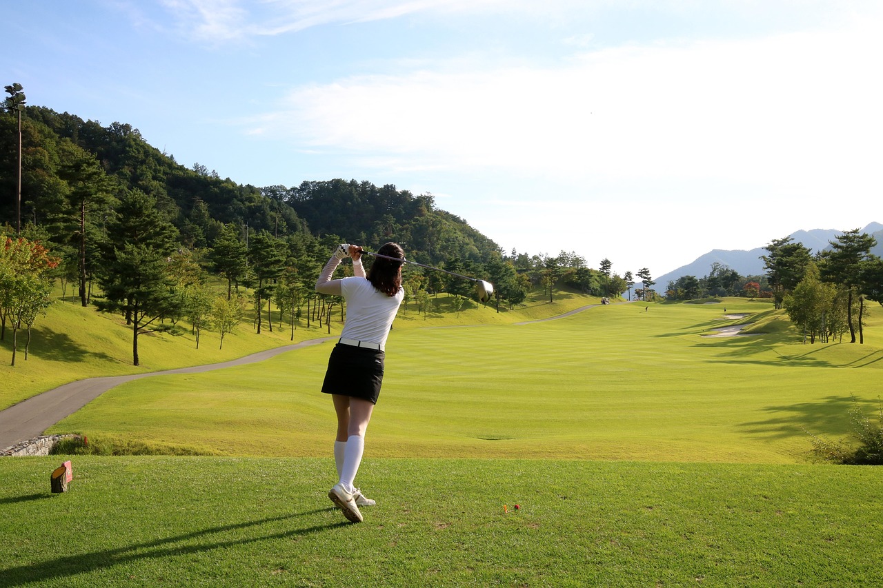 How to Improve Your Golf Swing